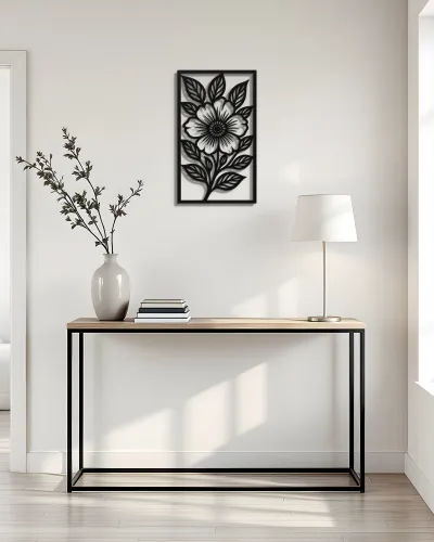 Çerçeveli Çiçek ve Yaprak Desenli Metal Tablo – konsol üzerindeki duvarda