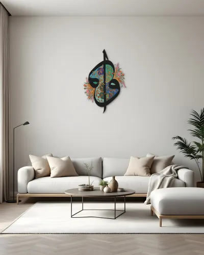 Çiçek Desenli Vav Harfi Hat Sanatı Metal Tablo – salon duvarında
