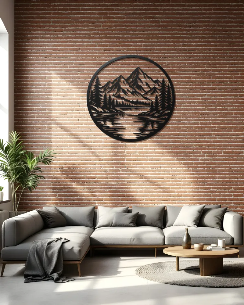 Dağ ve Göl Manzaralı Yuvarlak Metal Tablo – salon duvarında
