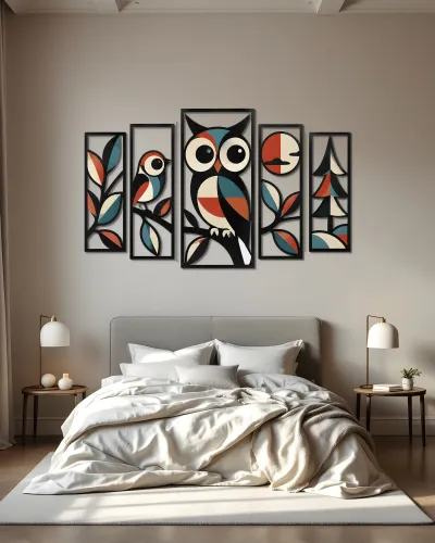 Geometrik Baykuş ve Kuş Desenli 5 Parça Metal Tablo – yatak odası duvarında