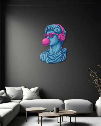 Kulaklıklı Pembe Balon Sakızlı Heykel Metal Tablo – salon duvarında