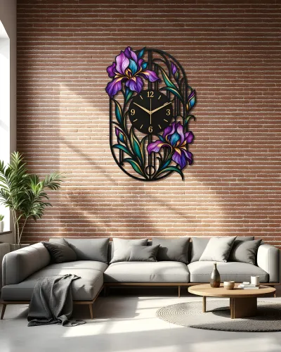 Mor İris Çiçek Desenli Metal Duvar Saati – salon duvarında