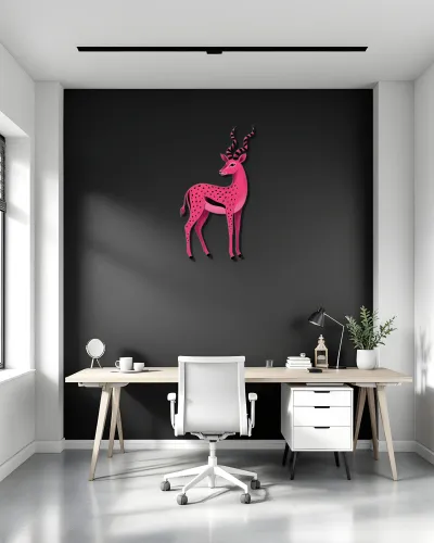 Pembe Benekli Antilop Metal Tablo – ofis duvarında