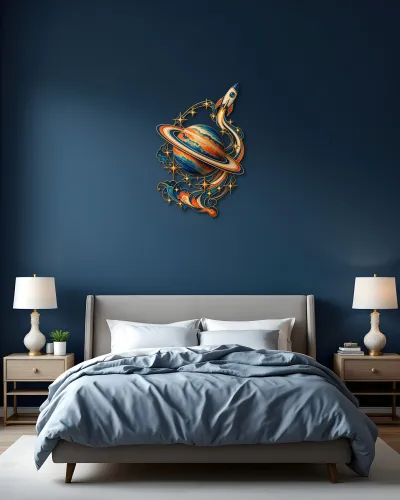 Saturn ve Roket Desenli Renkli Metal Tablo – yatak odası duvarında