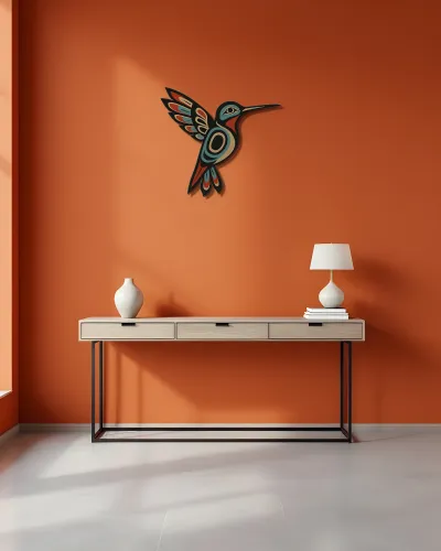 Yerli Desen Sinek Kuşu Metal Tablo – konsol üzerindeki duvarda